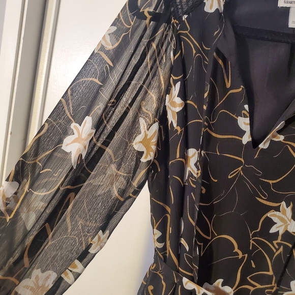 ELIZABETH & JAMES DRESS - SMALL - Picture 5 of 12